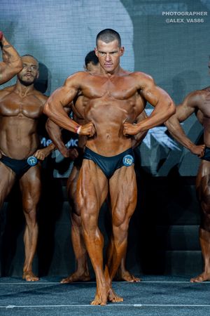 CLASSIC  PHYSIQUE новички